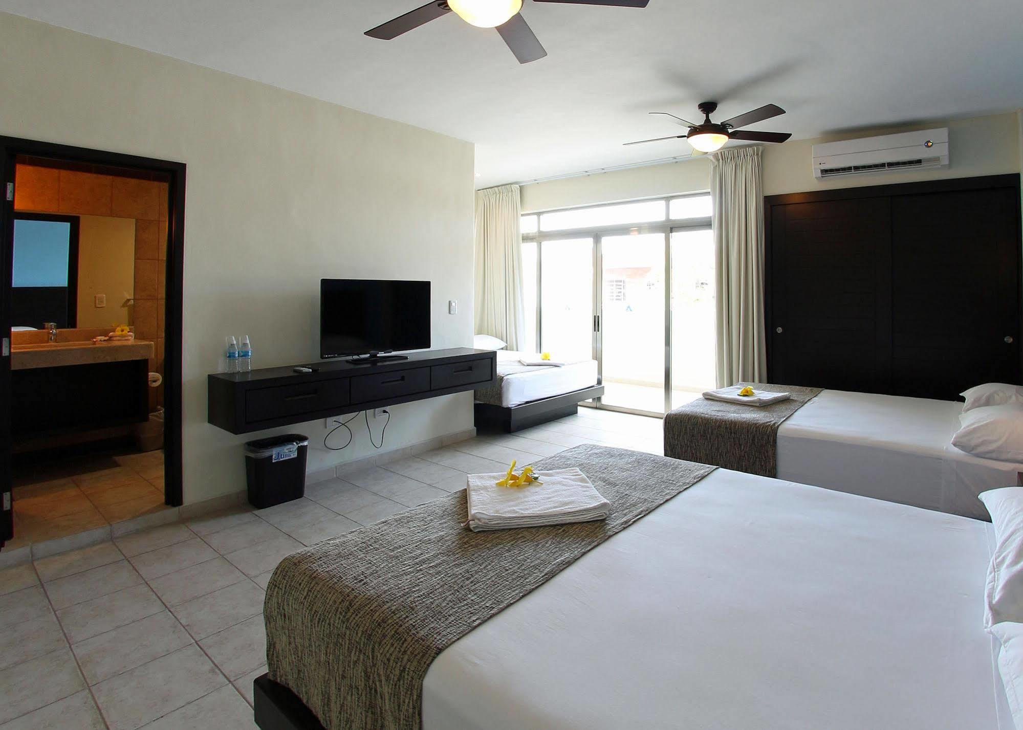 Angelo'S Hotel Playa del Carmen Eksteriør billede